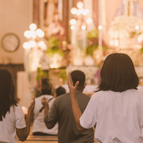 Młodzież w kościele