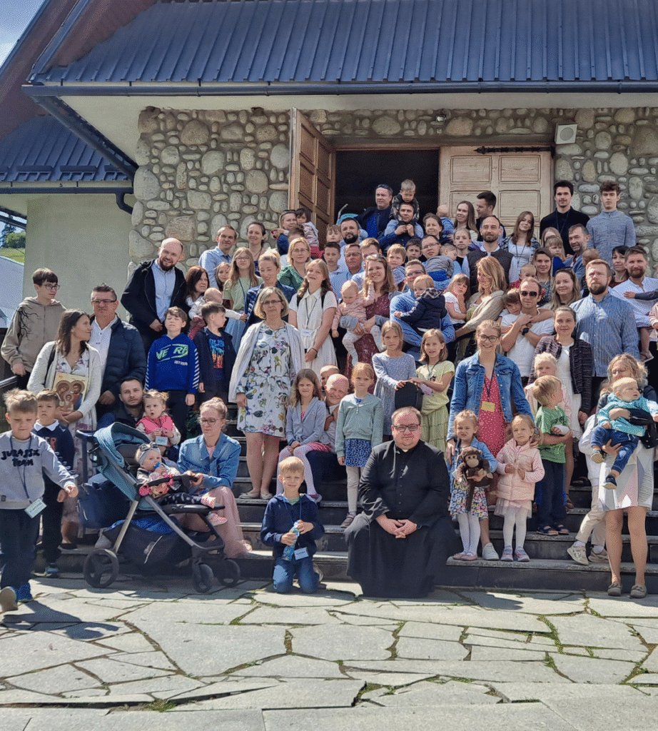 Zdjęcie zbiorowe wyjazdu wakacyjnego